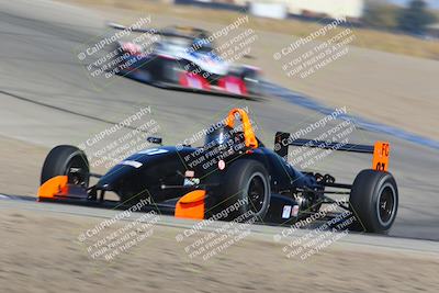 media/Oct-30-2022-CalClub SCCA (Sun) [[310aff4a96]]/Race Group 2/Race (Grapevine)/